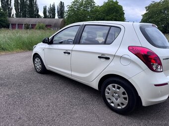 Hyundai i20 1.2i 16V Comfort - 6