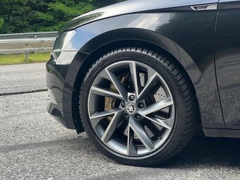 Superb Sportline 3 440ps 2.0TSI 4x4 STAGE3 - 6