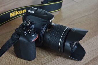 Nikon D3500 s bluetooth + rychly Af-p VR objektiv - 7 tis.sn - 6