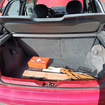 Nissan Micra - 6