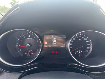 Ceed 1,5 T-GDi M6 GOLD+LED pack - 6