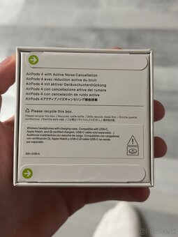 Apple AirPods 4 ANC - 6