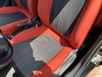 Opel Corsa 2009 s klimou - 6