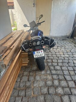 SUZUKI GSR600 - 6