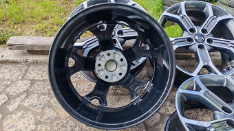 5x114,3 R18 --- KIA X CEED - 6
