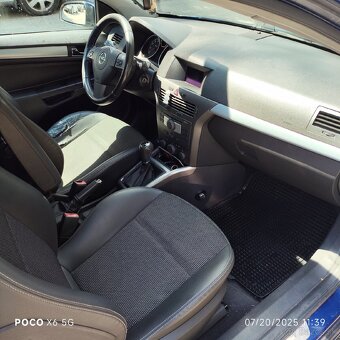 Opel Astra H GTC - 6