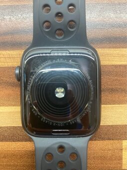 Apple Watch SE 44mm nike+ - 6