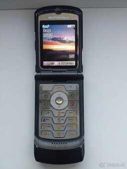 Mototola razr v3 - 6
