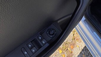 Škoda Superb - 6