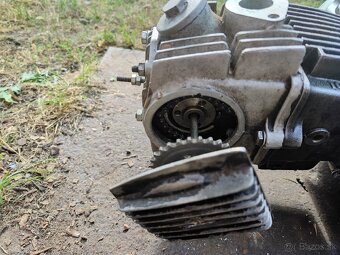 107cc 4t motor z prevodovkou - 6