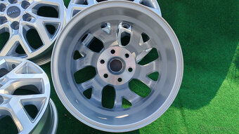 6x120 R16 --- FORD CUSTOM (od r.v. 2024) , VW T7 (2025) - 6