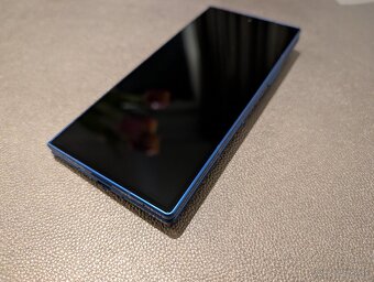 Predám Samsung Galaxy Z Fold7 - 6