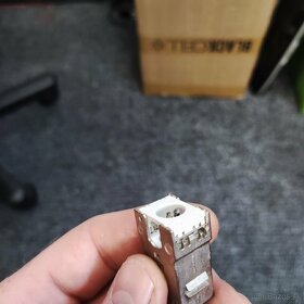 10G samorezný tienený keystone CAT6 STP RJ45 - 6