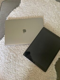 Macbook Pro 15, 2018 + IPad 13, 2018 - 6