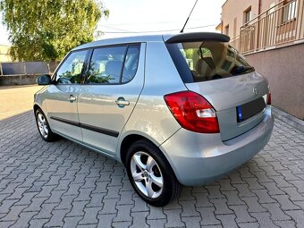 ŠKODA FABIA 1.2 12V HTP. 2010. - 6