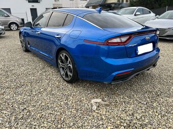 Kia Stinger Platinum A/T - 6