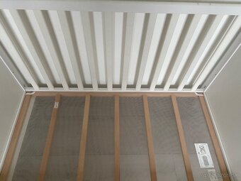 Detska postielka s matracom a komodou - 6