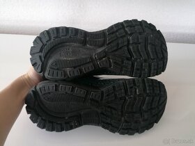 BROOKS Ghost 13 GTX Pôvodná cena: 152Eur Bežecké Tenisky - 6