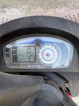 Predám skúter Kymco 200i - 6