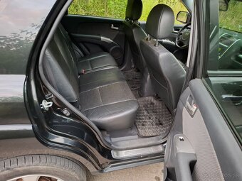 KIA SPORTAGE 2,0 CRDI 4x4 Facelift - 6