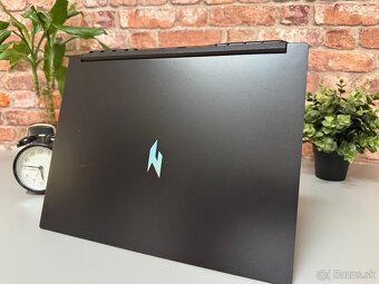 Acer Nitro V16\Ryzen 7 8845HS\16GB\RTX 4060\1TB SSD - 6