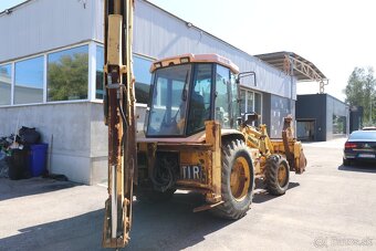 Báger KOMATSU WB97R - 6