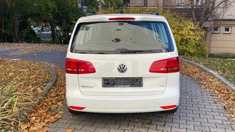 Volkswagen Touran 1.6 TDI Premium Comfortline - 6