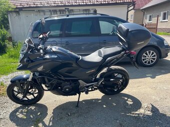 Honda NC750X DCT - 6