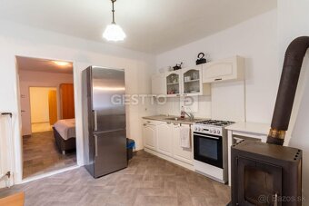 GESTTO | RODINNÝ DOM NA PREDAJ | 741 m2 POZEMOK | SMOLENICE - 6