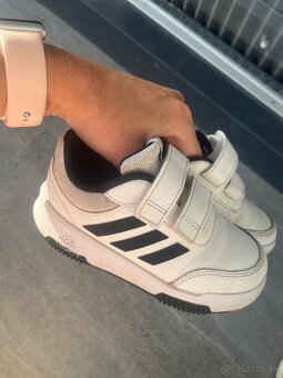 Detské tenisky adidas, veľkosť 25, top stav, cena 13€. - 6