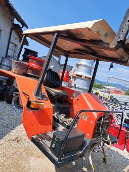 ROZPREDAM TENTO TRAKTOR ZETOR 6245 ORIGINAL STAV - 6