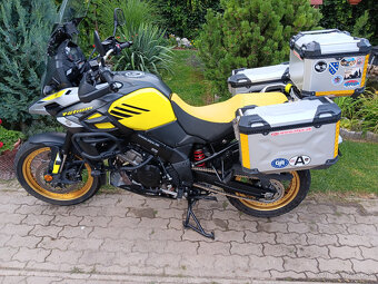 SUZUKI V-STROM DL 1000 - 6