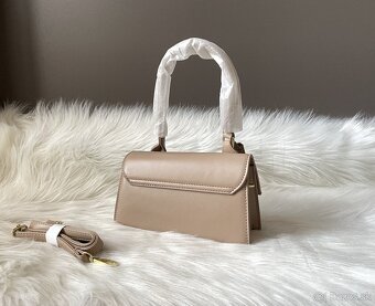 Kabelka Jacquemus Long Chiquito - béžová - 6