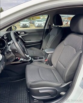 Kia Ceed SW 1.6 CRDi 136k Gold A/T - 6
