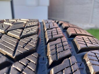 265/35 r22 zimne pneumatiky - 6