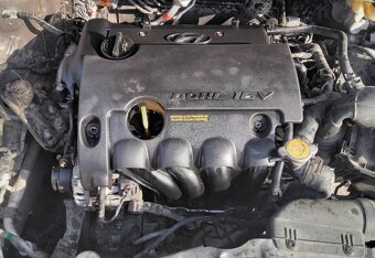 Hyundai i30 1.6 CRDI 2012 predám VODIČOVÉ DVERE, MOTOR D4FB, - 6
