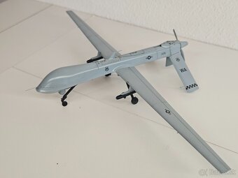 Modely vojenskej techniky 2, tanky 1/35, lietadla 1/48 - 6