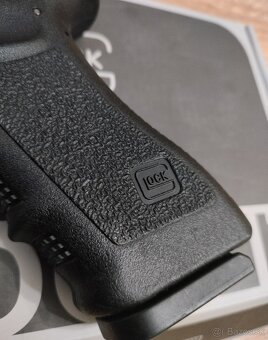 Umarex Glock 17 Gen3 CO2 - 6