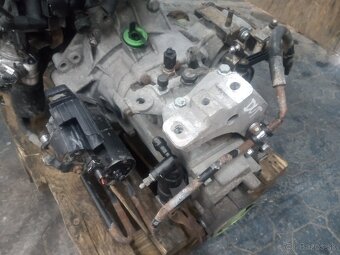 Motor 1.6 benzín 74kw Škoda Octavia 1 AKL - 6