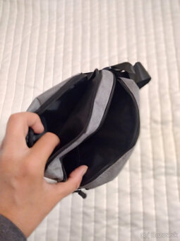 pánska sivá športová taška cez plece - ladvinka - 6