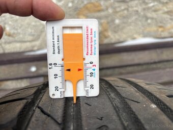 235/60 R18 Nokian letne - 6