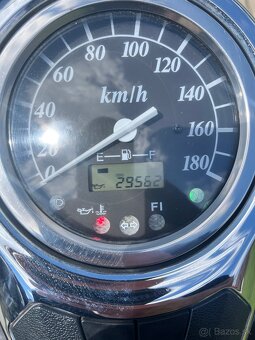 Suzuki VL800 Intruder Volusia - 6