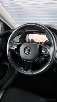 ŠKODA OCTAVIA COMBI – 2.0 TDI STYLE DSG - 6