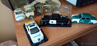 Modely policajných áut 1:43 AMERcom colection - 6