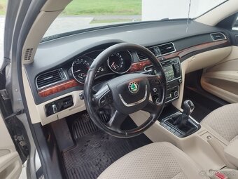 Škoda Superb Combi 2.0 TDI CR 140k Elegance, r.v.: 5/2011 - 6