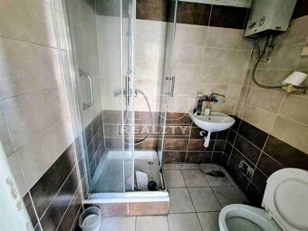 TUreality ponúka starší RD v Stupave, Duklianska ul., 110m2. - 6