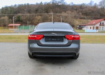Jaguar XE 2.0 I4D XE E-Performance Pure - 6
