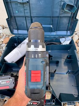 Bosch professional aku vŕtačka s príklepom - 6