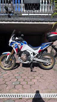 Motocykel Honda africa twin 1100 - 6