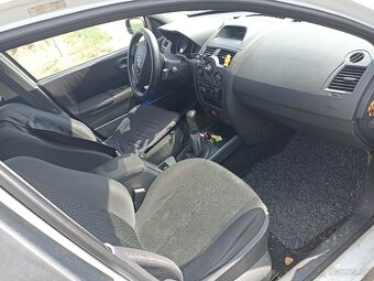 Rozpredám Renault Megan 1.5 dci 74kw diesel 2004 - 6